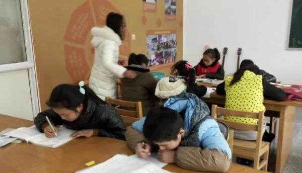 降价500万无人买，学区房正在成为家长手中的“烫手山芋”