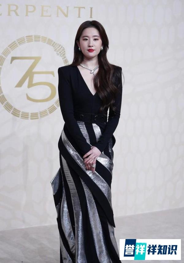 港媒曝刘亦菲杨紫琼争演徐克新片