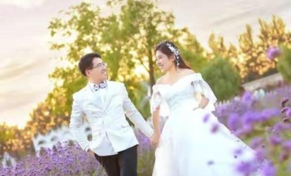 “77哥”：网吧吃住4年半，上机时长2万多个小时，77号是他的专座