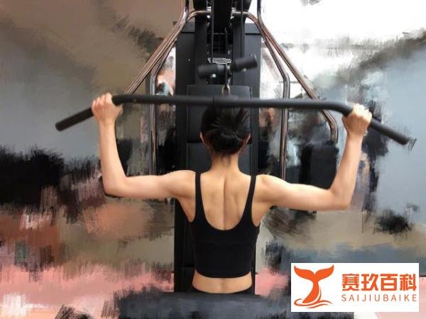 赵丽颖罕见晒健身照，粉丝大呼似“金刚芭比”