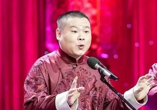岳云鹏晒出了与董明珠的合照,他们之间究竟是什么关系?