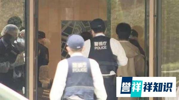 5名日本人持刀入室抢劫2名中国人，一强盗在缠斗中受伤死亡