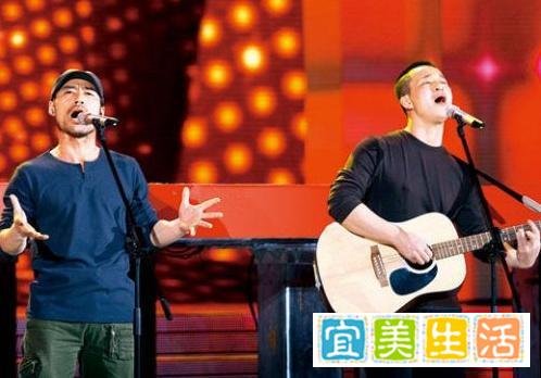 一夜成名后，成名曲遭禁唱，被汪峰告侵权的旭日阳刚，如今怎样了