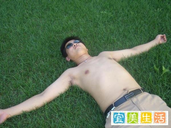 男子回应大学4年赚100多万,后续故事更精彩，持续创业中，在路上