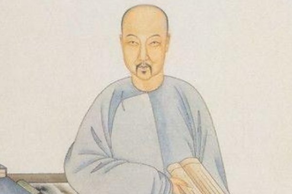 纳兰明珠和索额图相比，谁的功绩大？