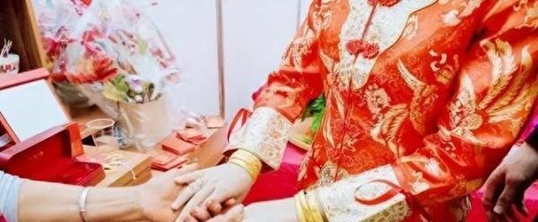 经济学家:彩礼理念不改婚姻制度要崩溃!?