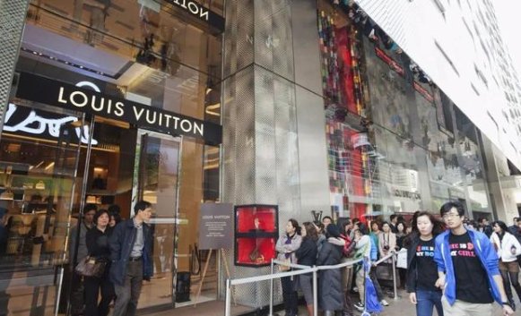LV母公司终止收购蒂凡尼了？