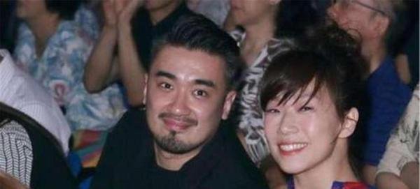 林忆莲与相恋8年小男友分手:恋爱谈太久,感情终归平淡