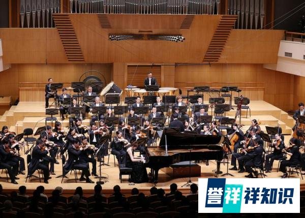 钢琴女神万捷旎致敬经典 北京音乐厅上演青春风暴