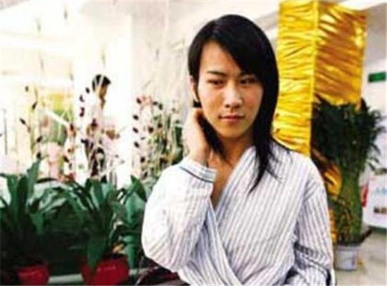 中国最失败的变性人，和家人断绝一切联系，后来怎样？