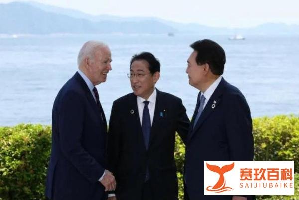 日舰大摇大摆进入釜山港，韩国国防部的回应，投降的很彻底