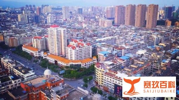 女子花20万装修完，才被告知房子不是自己的！卖方：门牌号贴错了