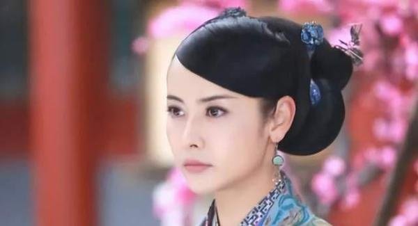 她大概是出演妖精最多的女演员了吧！吴京都曾经是她的搭档