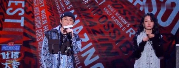 乃万Diss那吾克热 “连阿姆都没有自称中国阿姆，我觉得你自称中国呼兰吧！”