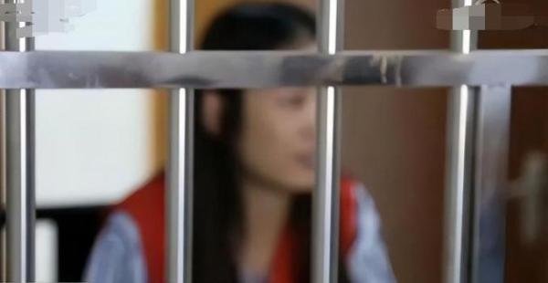 主播“东北二嫂”被抓，曾与司机合拍户外视频，浏览量破百万