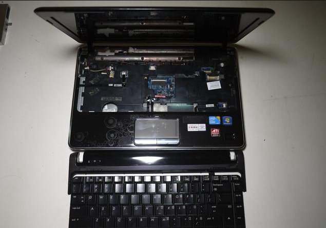 惠普compaq 515笔记本的拆解流程