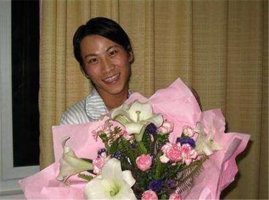 中国最失败的变性人，和家人断绝一切联系，后来怎样？