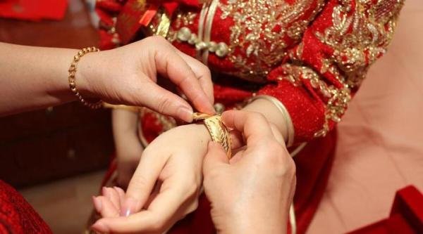 小伙花51万结婚要求退彩礼后续:退还35%彩礼,以及41681元金首饰
