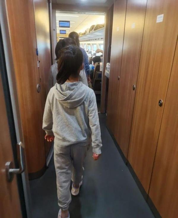 怎么看待杭州小学生放“春假”，霸占北京各个景点？