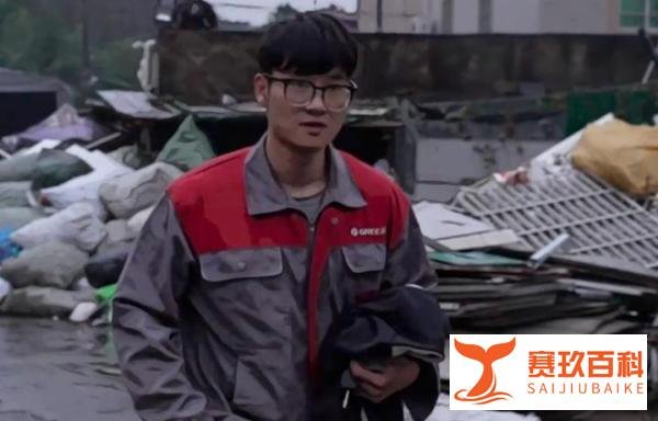 00后男生继承家业收破烂，年入20万，不在乎别人说什么，做自己！