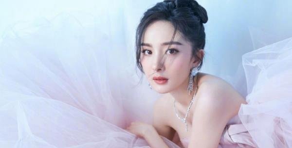 杨幂的421事件到底是什么:被灌酒、养小鬼,纯属谣传