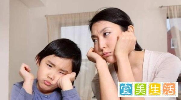 8岁男孩给父母报名自己的“同款辅导班”,理由让人暖心又内疚