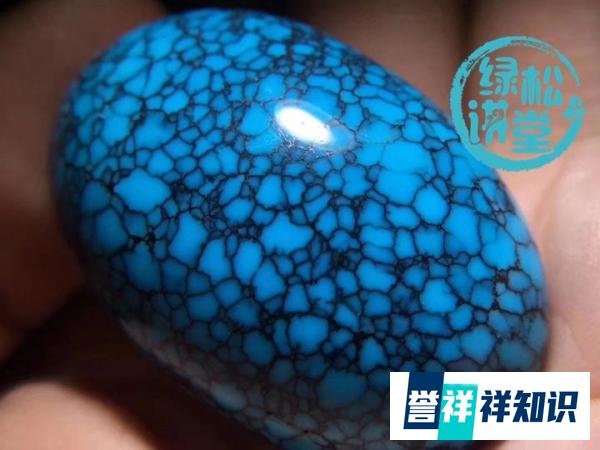 绿松石网花和乌兰花绿松石的区别是什么？