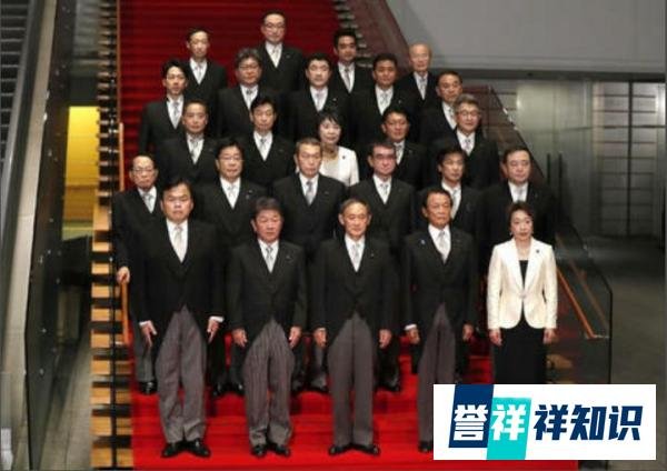菅义伟的上位之路与现日本政治格局
