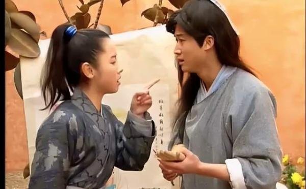她大概是出演妖精最多的女演员了吧！吴京都曾经是她的搭档