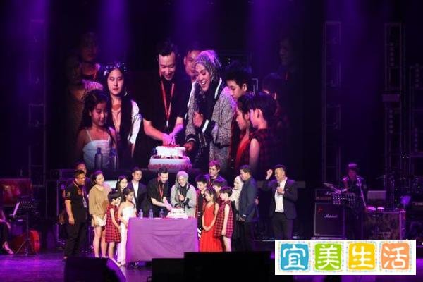 茜拉北京真我演唱圆满成功父亲惊喜同台令人泪目