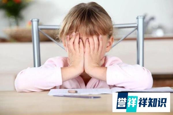 妈妈坚持4年为孩子做诗词早餐，对上热搜的她，网友三方面不服气