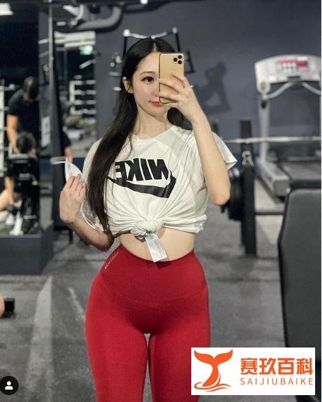 女孩经常健身塑形之后“因身材过于性感”，惨遭羞辱：“胸这么大，勾引谁呢？”