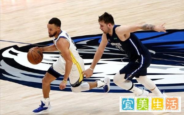 独行侠三分射手隐身！维金斯隔扣东契奇，勇士3-0拿到赛点