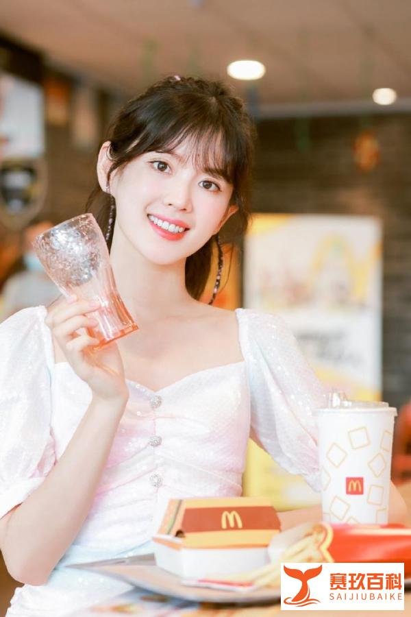 别人的前妻，31岁长这样，少女感满满