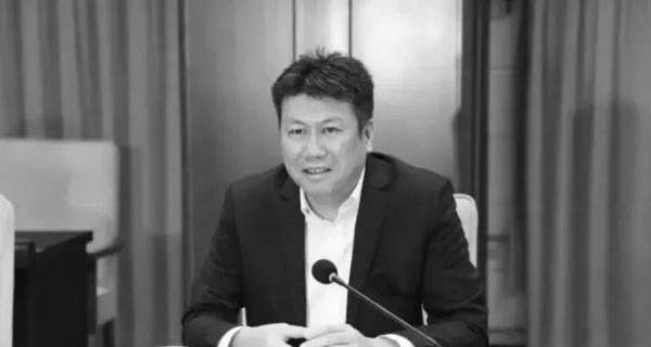 华夏银行天津分行行长坠楼身亡