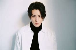 演员王鹤棣成立个人品牌，明星为何大都喜欢成立个人品牌？