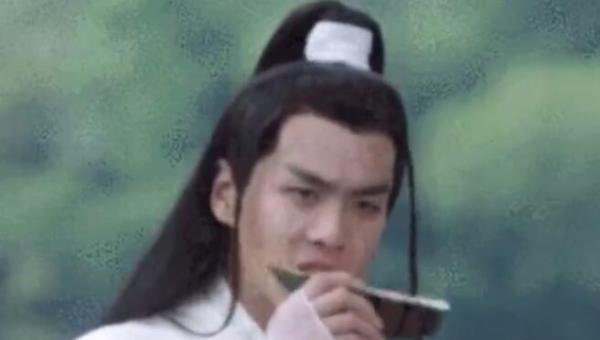 张若昀是不是每天晚上在家背梗 张若昀连续爆梗引热议