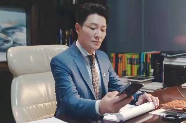 安家中翟云霄的人设是什么？