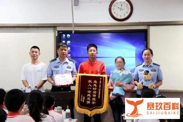 高中生不停唠叨劝说救了一条命