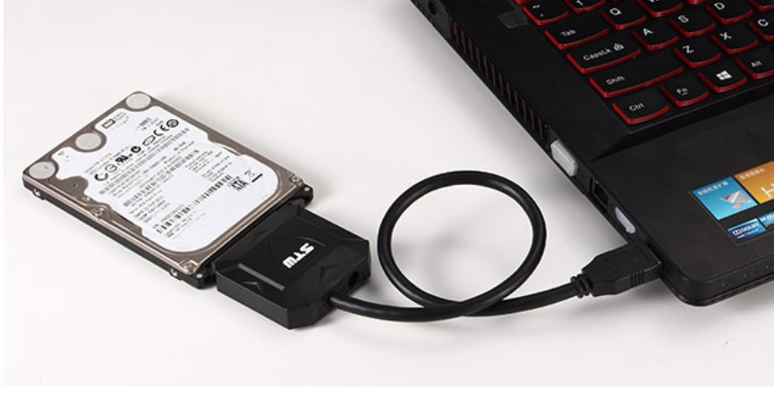 台式电脑的硬盘能接笔记本上吗？