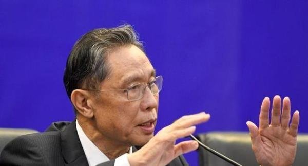 亿点智堂提醒千万别抢了！钟南山回应板蓝根药效：有些人断章取义