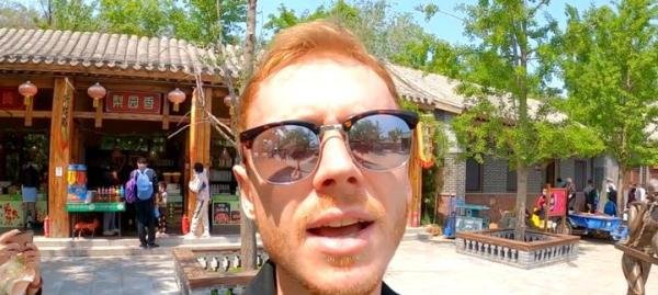 英国小哥在中国的五一假期 这是咋情况？