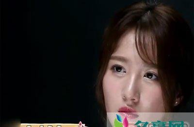 李明霖直播谈到小越女哪些事 scc川川和小越女分手了吗