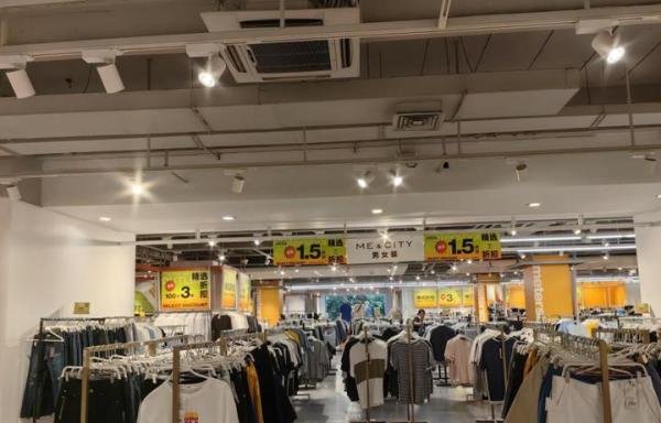 美特斯邦威“败走”魔都?记者实探上海总部,工厂店人流稀少仍在营业