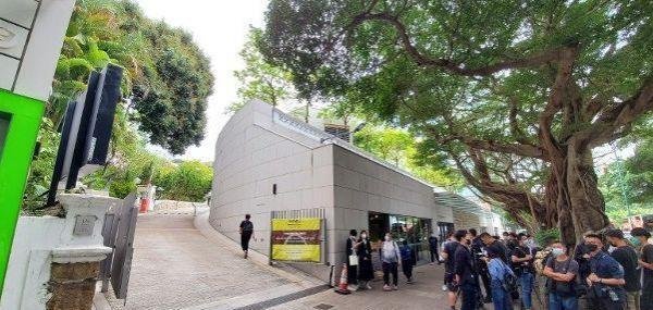 香港演员廖启智安息礼举行 这是咋情况？