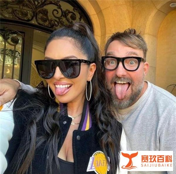 科比6口之家只剩4人!38岁瓦妮莎晒照让人心疼!打理家产也很累!