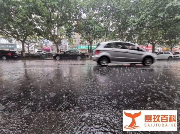 明后两日 河南南部、中东部有大到暴雨