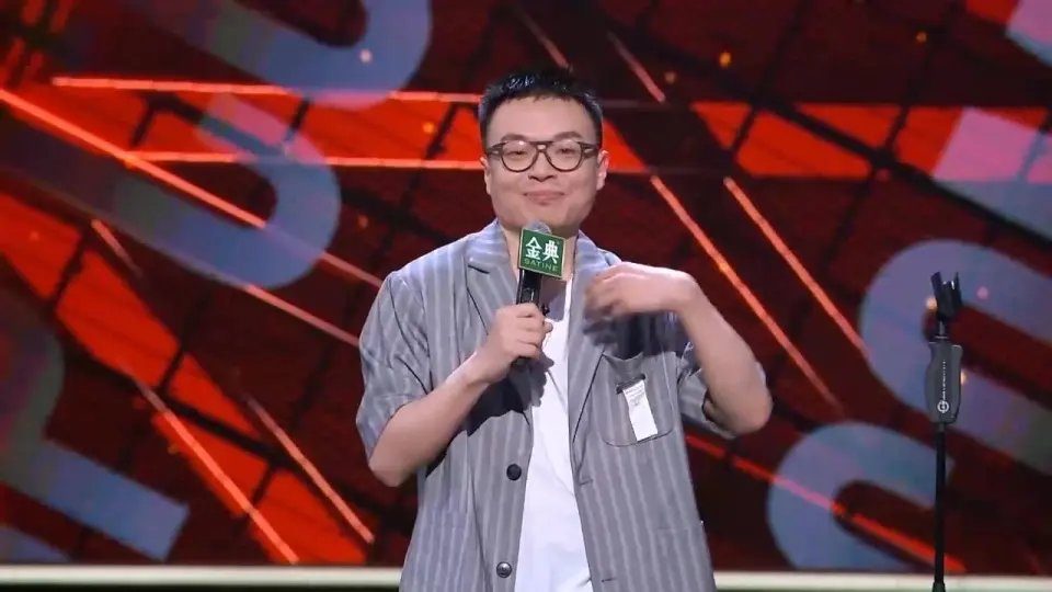 《脱口秀大会5》首播：思文离婚后和前夫程璐对战，谁的实力更强？