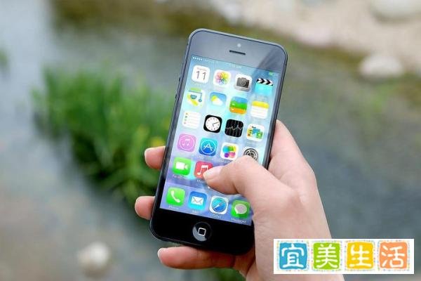 部分年轻人为啥不用手机壳了？影响手机散热只是一方面