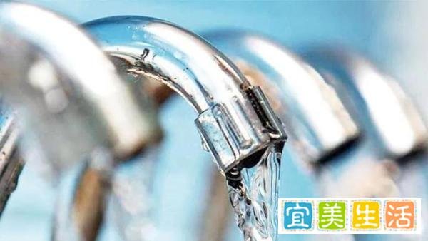 业主欠800万水费，倾家荡产不够交，物业回应：水表异常导致！